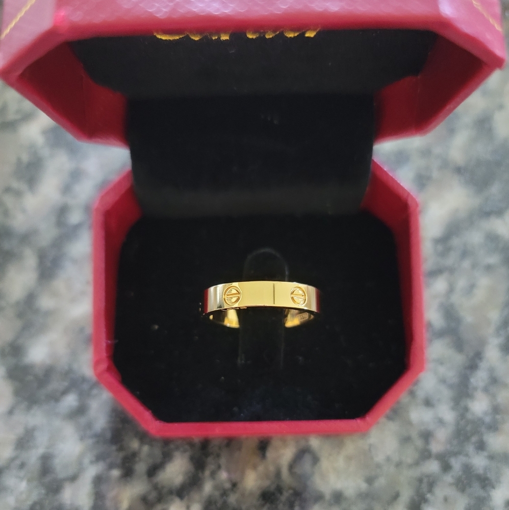 Screw Love Ring
